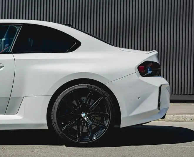 BMW M2 G87